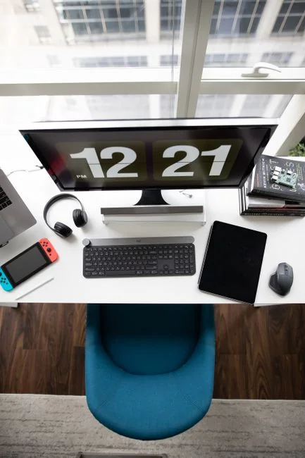 gallery-04 Present yourself as a professional with your new website. Create your own website on solidpixels.